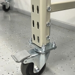 Däckställ på hjul 2100x1200x500 2 plan för däck + 1 plan med spånskiva